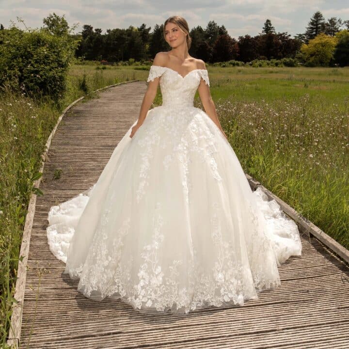 Robe de Mariée TRISSIA épaules nues "princesse"